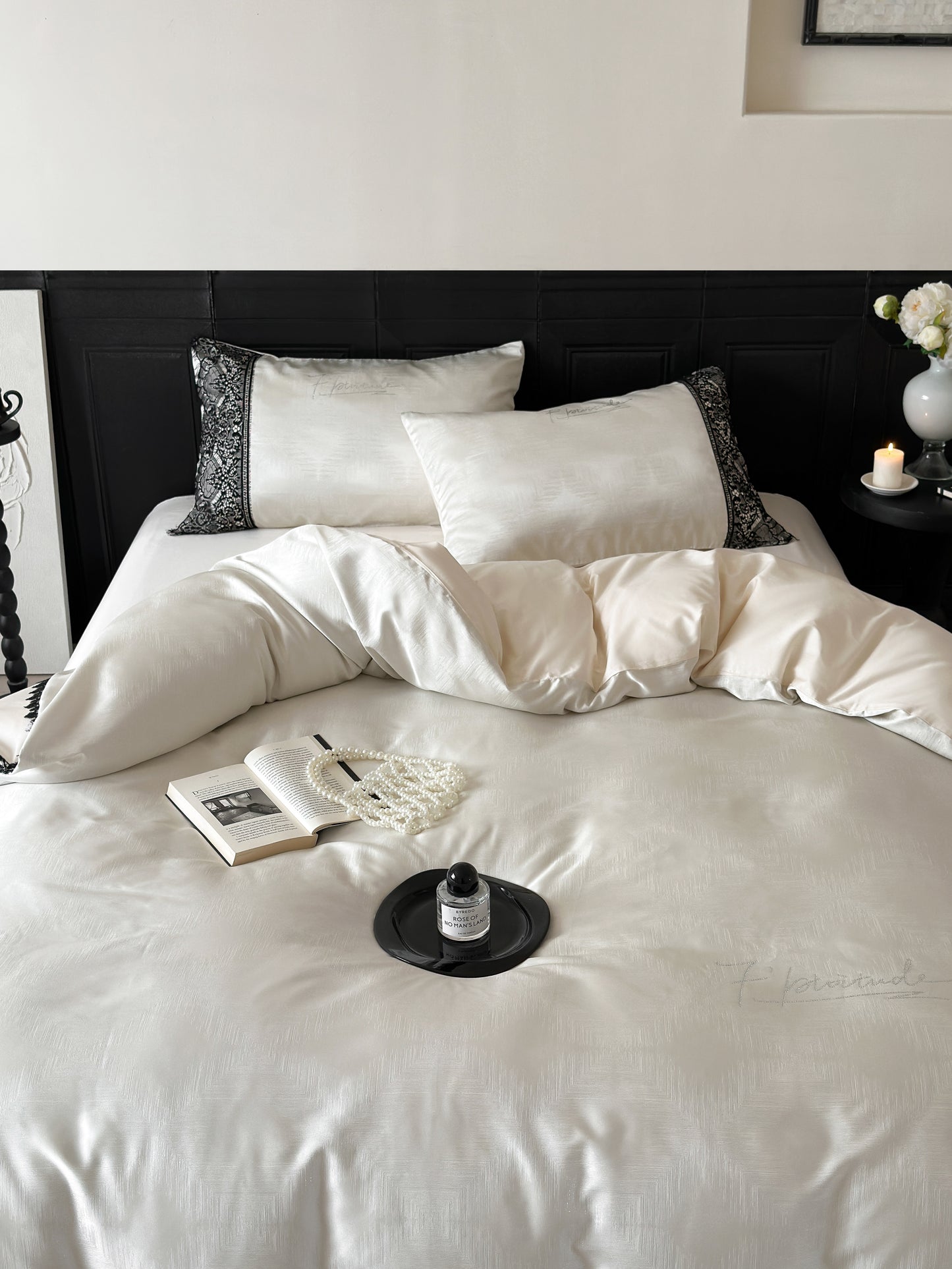 Lace Veil Bedding Set