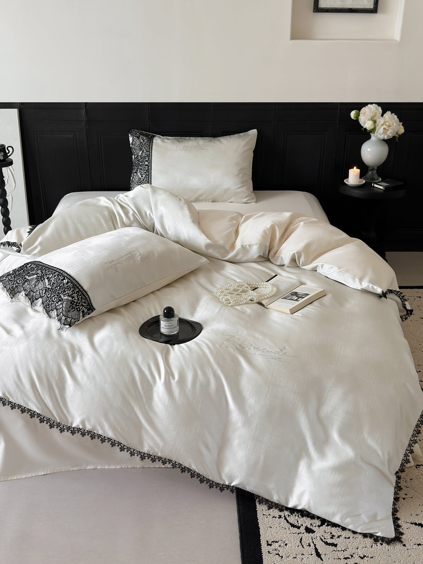 Lace Veil Bedding Set